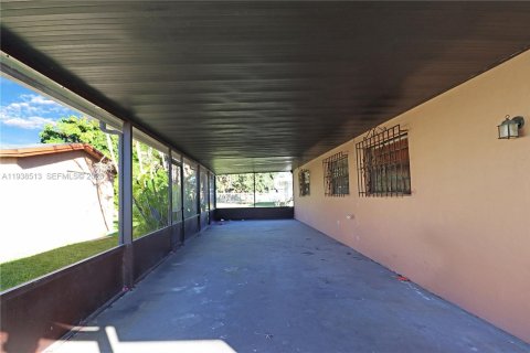 Купить виллу или дом в Майами, Флорида 3 спальни, 163.14м2, № 1996284 - фото 15