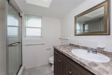 House in Punta Gorda, Florida 3 bedrooms, 124.12 sq.m. № 1918427 - photo 4