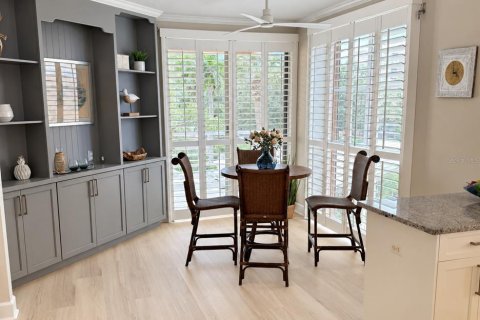 Condo in Saint Petersburg, Florida, 3 bedrooms  № 2394428 - photo 7