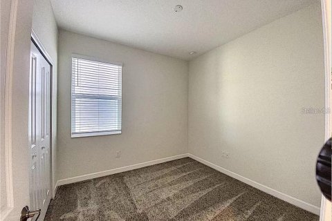 House in Davenport, Florida 4 bedrooms, 180.14 sq.m. № 2225795 - photo 22