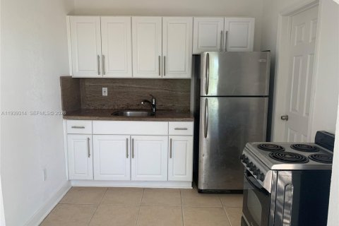 Appartement à louer à Coral Gables, Floride: 30.84 m2 № 1996598 - photo 3