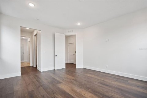 Touwnhouse à vendre à Saint Petersburg, Floride: 3 chambres, 189.43 m2 № 1902570 - photo 19