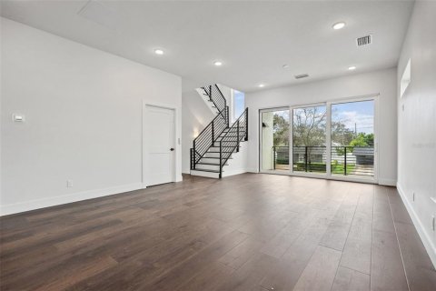 Touwnhouse à vendre à Saint Petersburg, Floride: 3 chambres, 189.43 m2 № 1902570 - photo 9