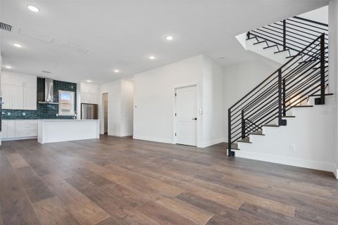 Touwnhouse à vendre à Saint Petersburg, Floride: 3 chambres, 189.43 m2 № 1902570 - photo 10