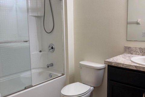 Casa en alquiler en Port St. Lucie, Florida, 3 dormitorios, 153.2 m2 № 2078339 - foto 7