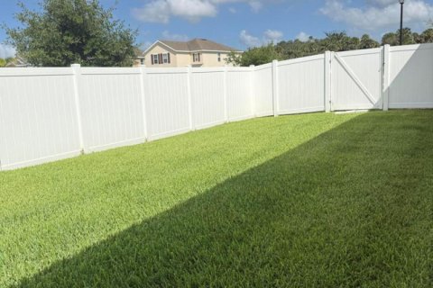 Casa en alquiler en Port St. Lucie, Florida, 3 dormitorios, 153.2 m2 № 2078339 - foto 10
