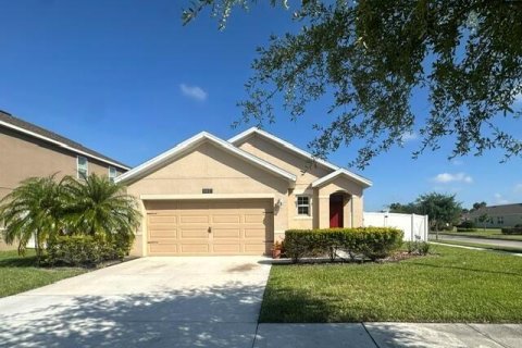 Casa en Port St. Lucie, Florida 3 dormitorios, 153.2 m2 № 2078339