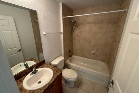 Townhouse in Boynton Beach, Florida 3 bedrooms, 144.65 sq.m. № 2083376 - photo 7