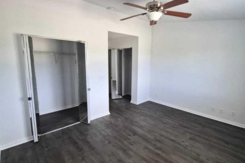 Townhouse in Boynton Beach, Florida 3 bedrooms, 144.65 sq.m. № 2083376 - photo 16