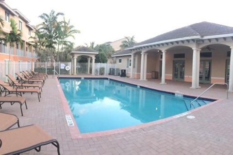 Townhouse in Boynton Beach, Florida 3 bedrooms, 144.65 sq.m. № 2083376 - photo 8