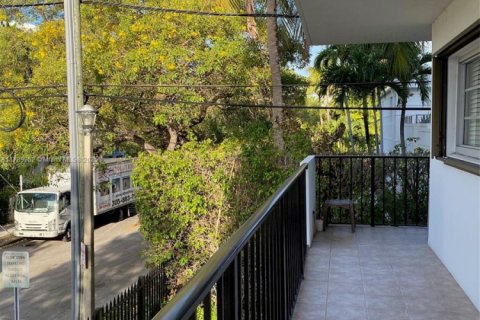 Copropriété à vendre à Miami Beach, Floride: 2 chambres, 105.91 m2 № 1708282 - photo 12