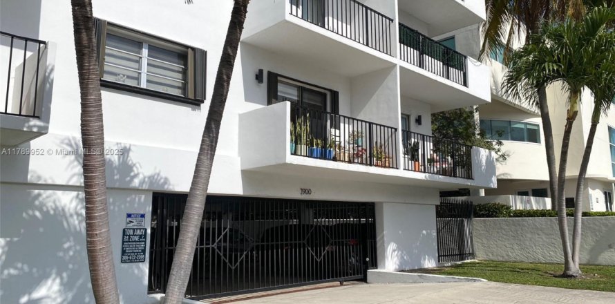 Condo à Miami Beach, Floride, 2 chambres  № 1708282