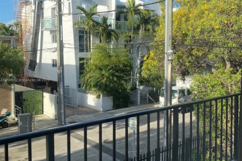 Copropriété à vendre à Miami Beach, Floride: 2 chambres, 105.91 m2 № 1708282 - photo 13