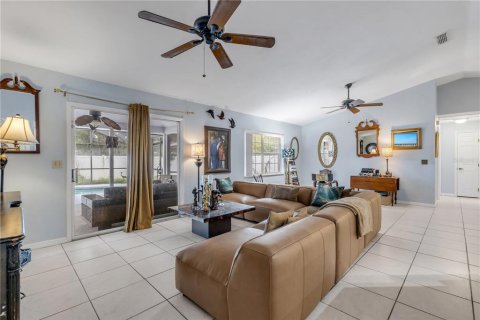 Casa en venta en Edgewater, Florida, 3 dormitorios, 160.26 m2 № 2386098 - foto 9