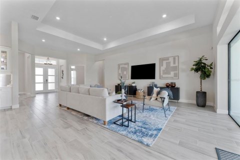 Casa en venta en Bradenton, Florida, 3 dormitorios, 340.49 m2 № 1735383 - foto 4