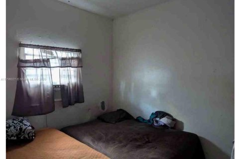 House in Miami, Florida 2 bedrooms, 105.44 sq.m. № 1862475 - photo 20