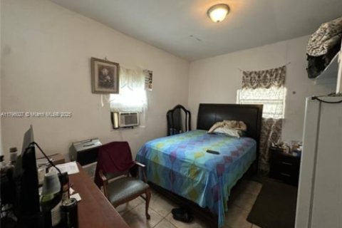 House in Miami, Florida 2 bedrooms, 105.44 sq.m. № 1862475 - photo 21
