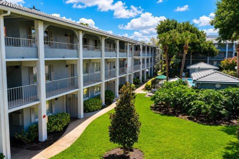 Condo in Altamonte Springs, Florida, 1 bedroom № 2219279 - photo 19