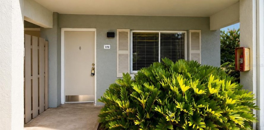 Condo in Altamonte Springs, Florida, 1 bedroom № 2219279