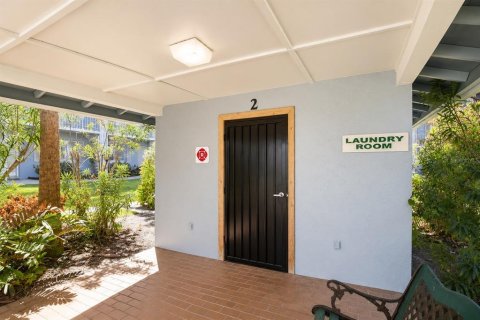 Condo in Altamonte Springs, Florida, 1 bedroom № 2219279 - photo 13