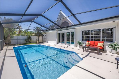House in Saint Petersburg, Florida 3 bedrooms, 175.31 sq.m. № 1732655 - photo 30