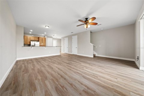 Adosado en venta en Orlando, Florida, 3 dormitorios, 127.83 m2 № 2091827 - foto 17
