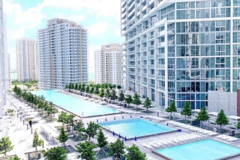 Condo in Miami, Florida, 1 bedroom  № 2001564 - photo 16
