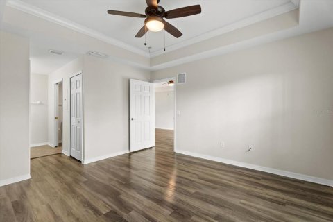 Condo in North Port, Florida, 2 bedrooms № 2375494 - photo 15
