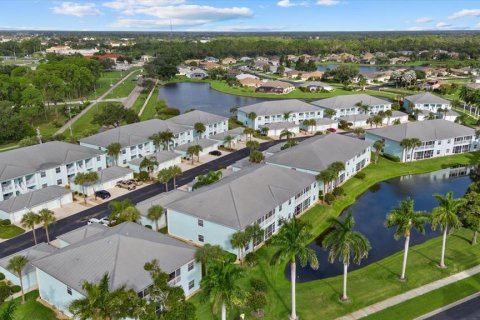 Condo in North Port, Florida, 2 bedrooms № 2375494 - photo 29