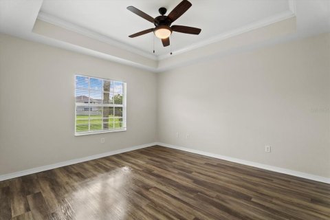 Condo in North Port, Florida, 2 bedrooms № 2375494 - photo 14