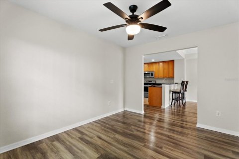 Condo in North Port, Florida, 2 bedrooms № 2375494 - photo 19