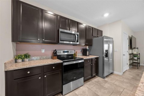 Adosado en venta en Winter Garden, Florida, 3 dormitorios, 168.52 m2 № 1640937 - foto 9