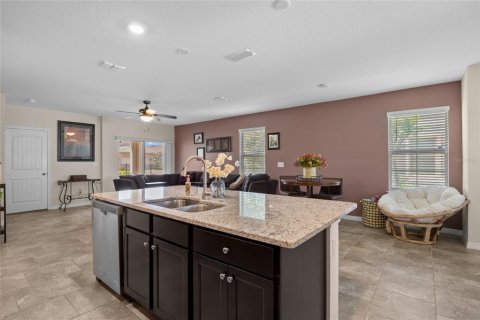 Adosado en venta en Winter Garden, Florida, 3 dormitorios, 168.52 m2 № 1640937 - foto 20