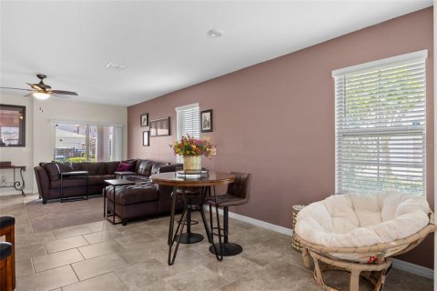 Adosado en venta en Winter Garden, Florida, 3 dormitorios, 168.52 m2 № 1640937 - foto 19