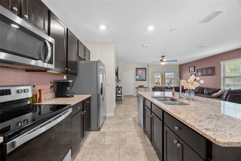 Adosado en venta en Winter Garden, Florida, 3 dormitorios, 168.52 m2 № 1640937 - foto 7