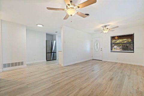 Villa ou maison à vendre à Saint Petersburg, Floride: 3 chambres, 86.96 m2 № 2150974 - photo 7