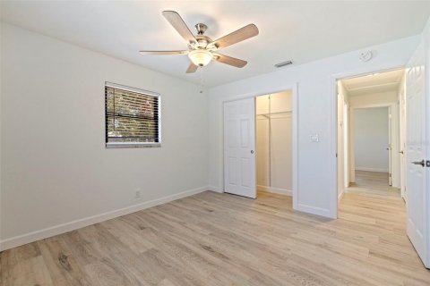 Villa ou maison à vendre à Saint Petersburg, Floride: 3 chambres, 86.96 m2 № 2150974 - photo 14