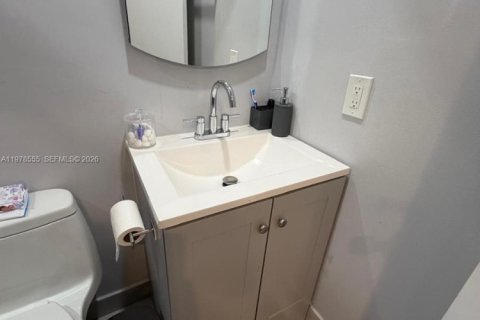 Villa ou maison à vendre à Boca Raton, Floride: 3 chambres, 117.61 m2 № 2044435 - photo 28