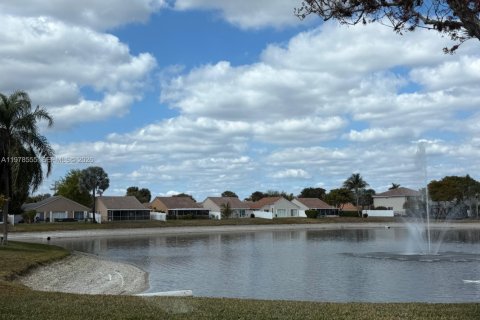 Villa ou maison à vendre à Boca Raton, Floride: 3 chambres, 117.61 m2 № 2044435 - photo 10