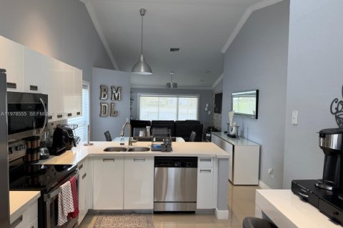 Villa ou maison à vendre à Boca Raton, Floride: 3 chambres, 117.61 m2 № 2044435 - photo 15