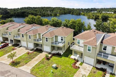 Touwnhouse à vendre à Davenport, Floride: 4 chambres, 189.06 m2 № 2351662 - photo 4