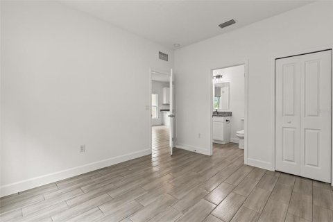 Touwnhouse à vendre à Davenport, Floride: 4 chambres, 189.06 m2 № 2351662 - photo 17