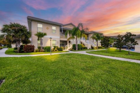 Condominio en venta en Venice, Florida, 2 dormitorios, 106.84 m2 № 1344170 - foto 1