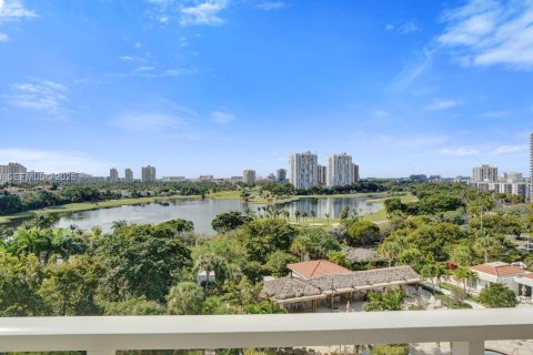 Condo à Aventura, Floride, 2 chambres  № 2027652