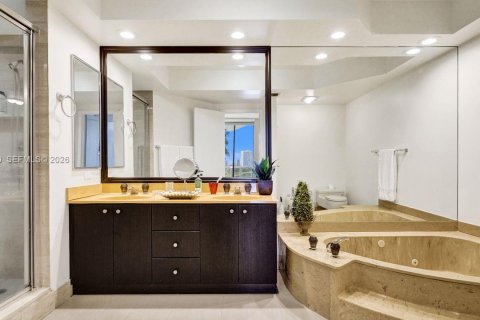 Copropriété à vendre à Aventura, Floride: 2 chambres, 144.93 m2 № 2027652 - photo 24