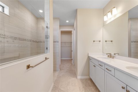 Villa ou maison à vendre à Oakland Park, Floride: 4 chambres, 207.64 m2 № 2186185 - photo 12