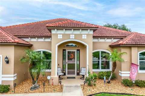 Villa ou maison à vendre à Clermont, Floride: 4 chambres, 246.19 m2 № 1775421 - photo 3