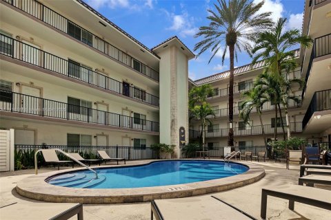Condominio en alquiler en Fort Lauderdale, Florida, 2 dormitorios, 83.15 m2 № 1972111 - foto 9