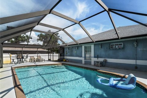 House in Venice, Florida 4 bedrooms, 177.54 sq.m. № 1903516 - photo 5