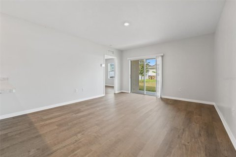 House in Saint Cloud, Florida 3 bedrooms, 139.45 sq.m. № 1813524 - photo 20